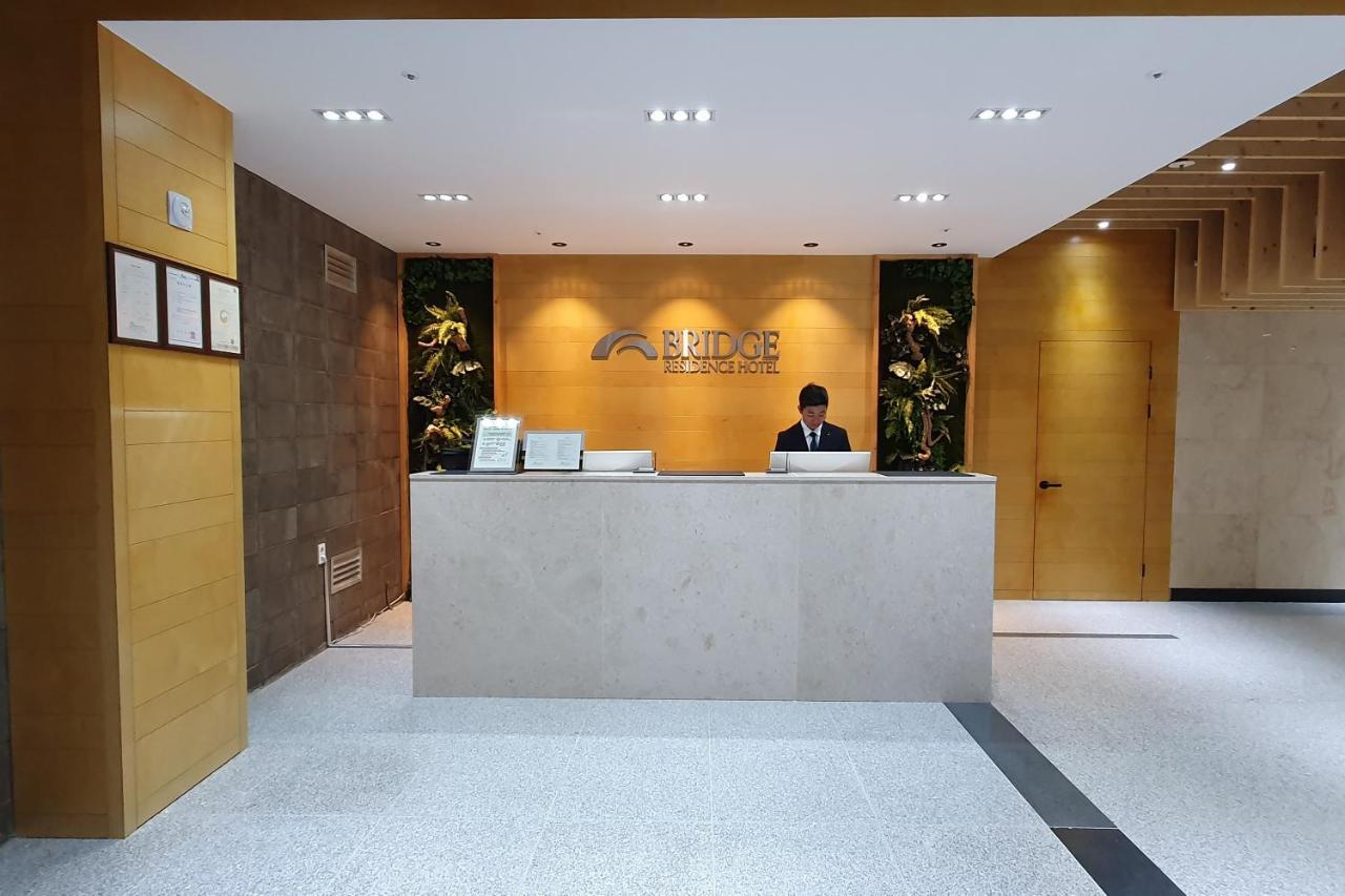 Bridge Residence Hotel مدينة سيوجويبو المظهر الخارجي الصورة