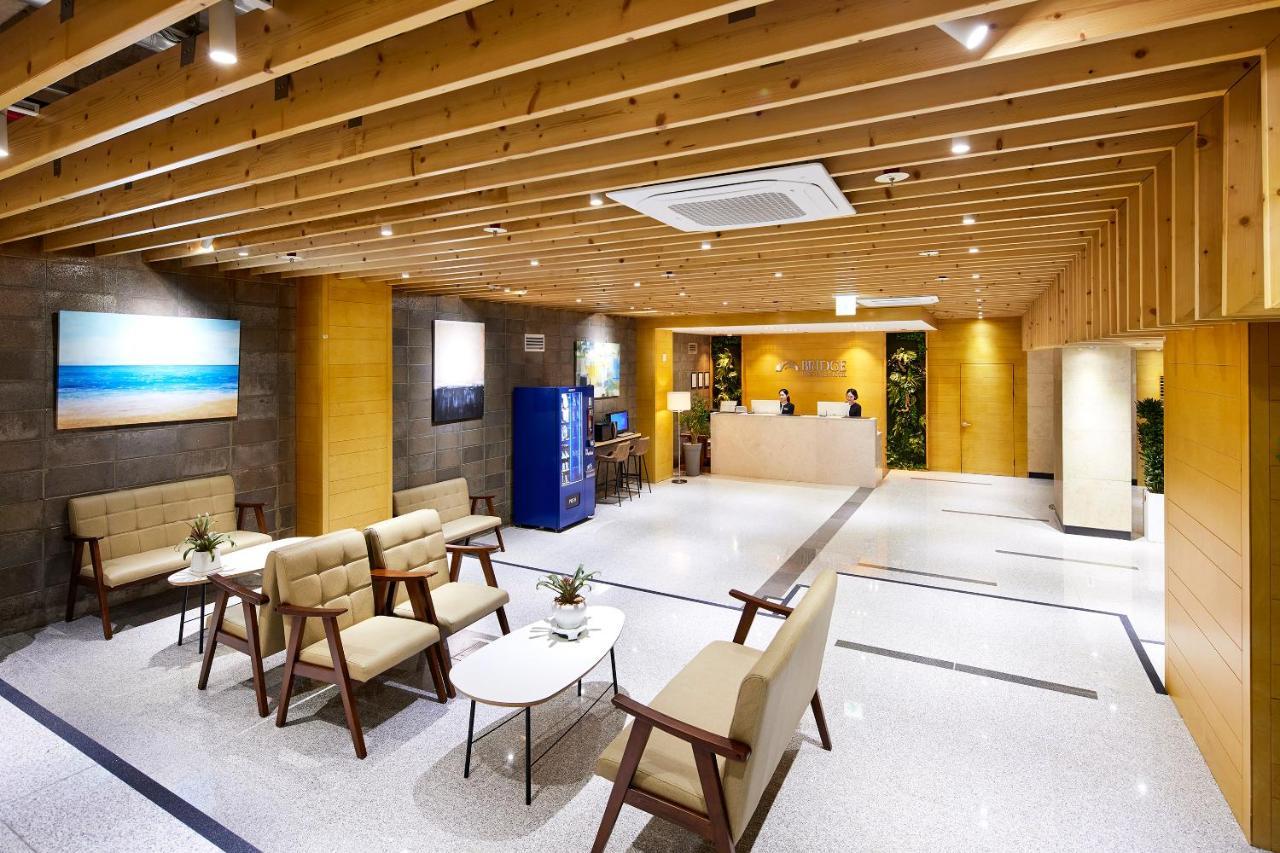 Bridge Residence Hotel مدينة سيوجويبو المظهر الخارجي الصورة
